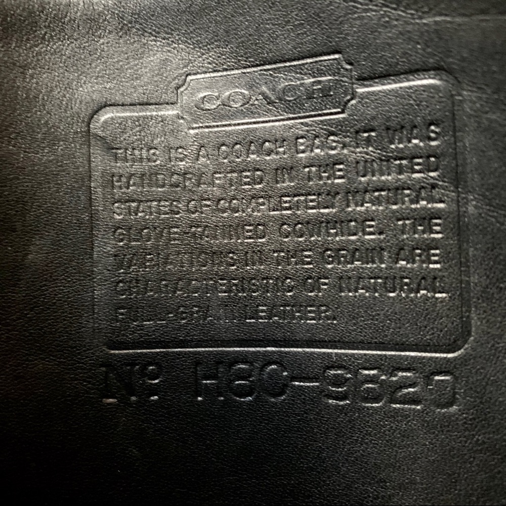 On Hold. Vintage Coach Crossbody - Picture 5 of 14